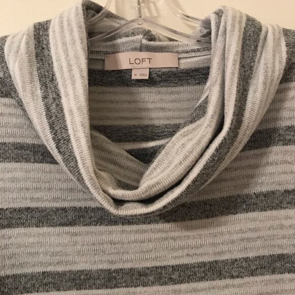 Loft Stripe Cowlneck lightweight Pullover Sweater - Picture 3 of 7